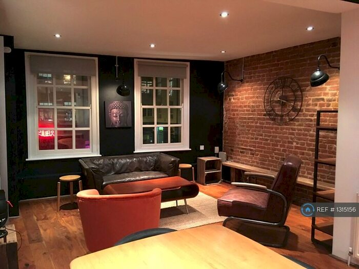 2 Bedroom Flat To Rent In Curtain Road, London, EC2A