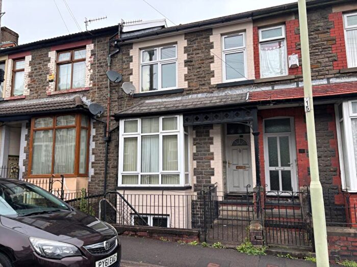 3 Bedroom Terraced House For Sale In North Road, Ferndale, Mid Glamorgan, CF43