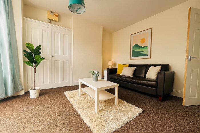 1 Bedroom Flat To Rent In Cambridge Street, Leicester, LE3