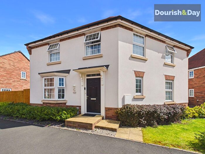 4 Bedroom Detached House For Sale In Stevens Grove, Market Drayton, TF9