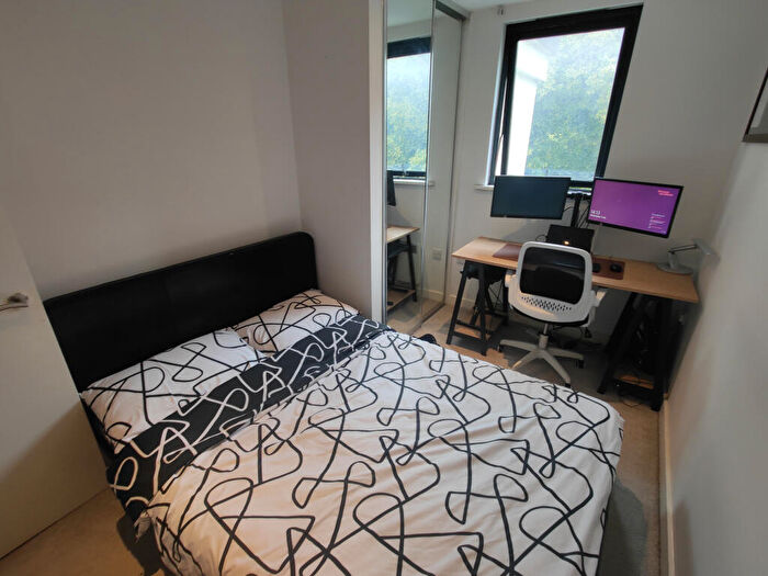 2 Bedroom Apartment To Rent In The Zenith Building, LE1