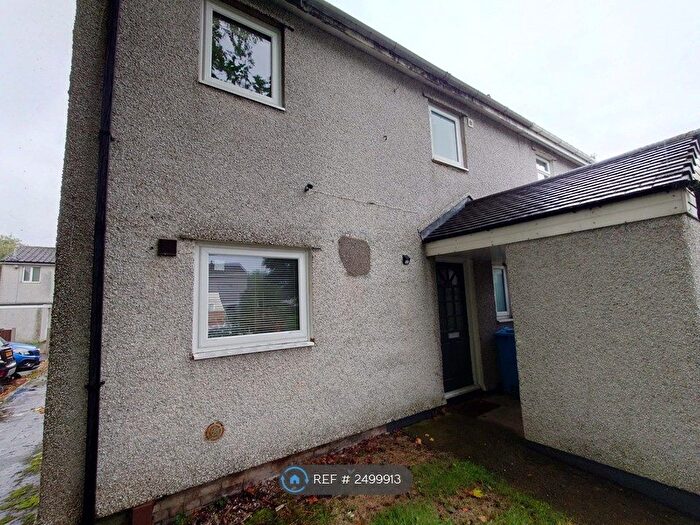 3 Bedroom Semi-Detached House To Rent In The Glen, Palacefields, Runcorn, WA7