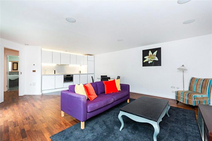 1 Bedroom Apartment To Rent In Islington On The Green, A Islington Green, Islington, London, N1