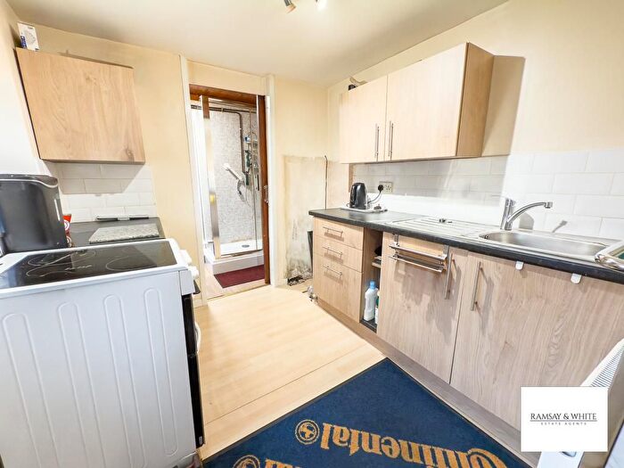3 Bedroom End Of Terrace House For Sale In George Terrace, Mountain Ash, Mid Glamorgan, CF45