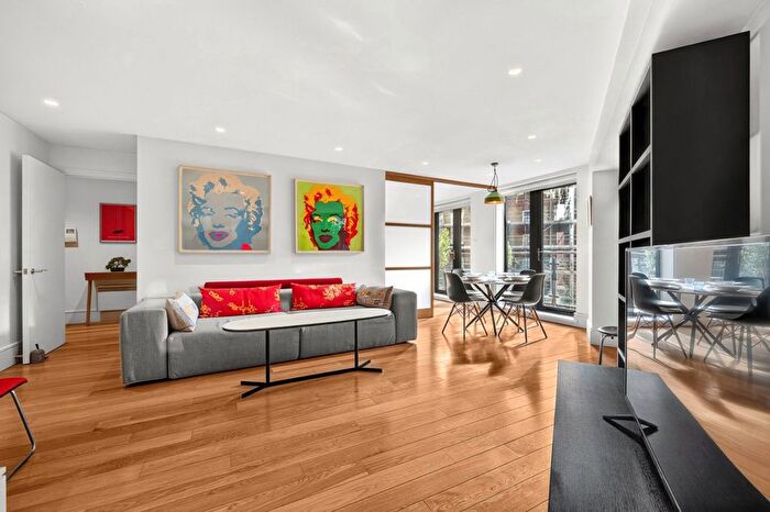2 Bedroom Flat For Sale In Kean Street, Aldwych, WC2B