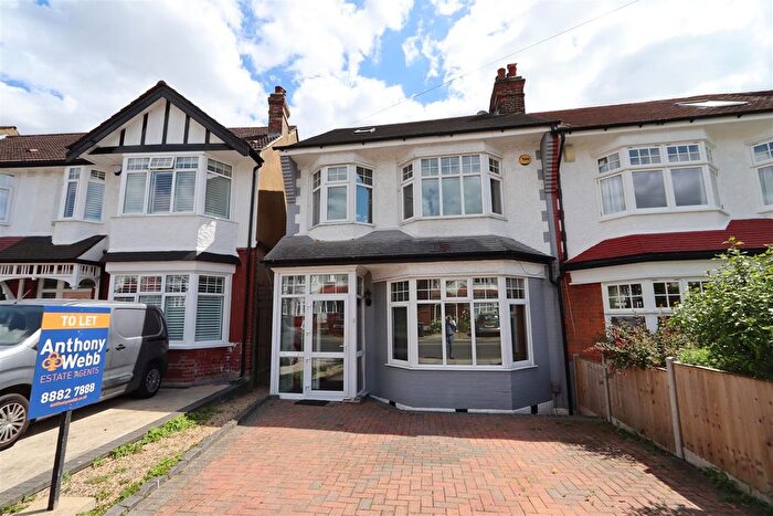 4 Bedroom End Of Terrace House To Rent In Hamilton Crescent, Palmers Green, London, N13