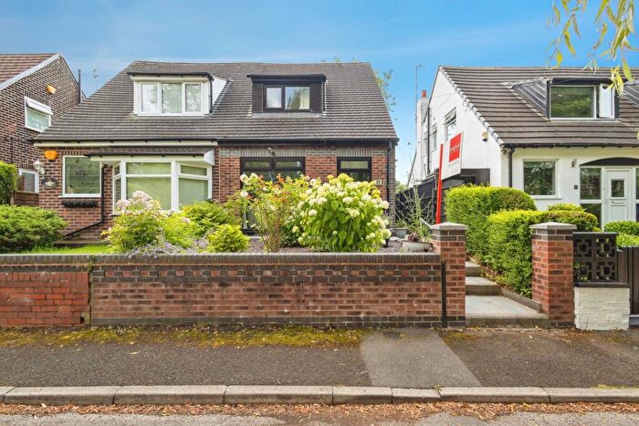 2 Bedroom Bungalow For Sale In Watergate, Audenshaw, Manchester, Greater Manchester, M34