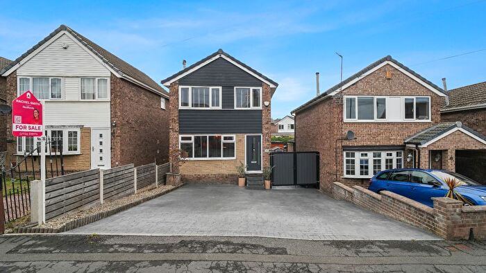 3 Bedroom Detached House For Sale In Wakefield, West Yorkshire, WF1