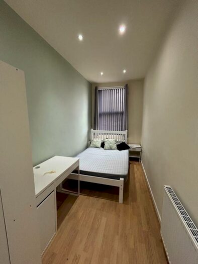 2 Bedroom Flat To Rent In Byrom House, Scotland Road, L5