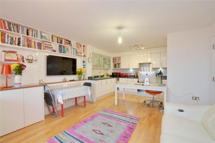 1 Bedroom Flat To Rent In Jubilee Heights, Parkside Avenue, London, SE10