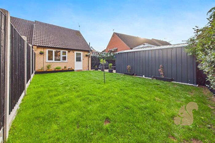 1 Bedroom Semi-Detached Bungalow For Sale In Michaelhouse Way, Stanton, IP31