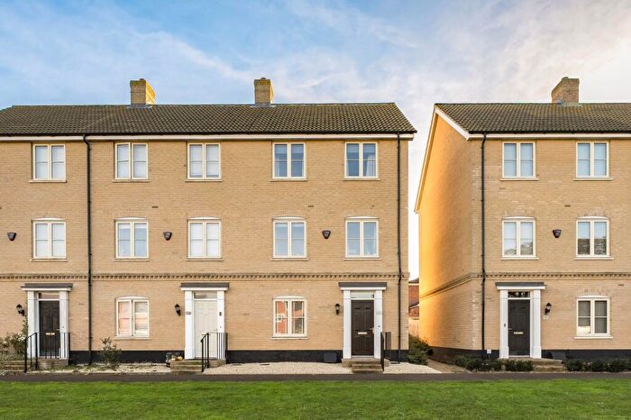 4 Bedroom Town House For Sale In Adcock Drive, Sprowston, NR7