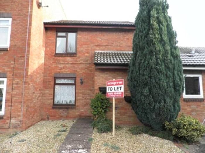 2 Bedroom House To Rent In Ashtree Road, Frome, Somerset, BA11