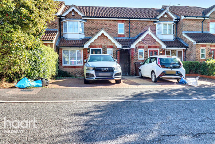 2 Bedroom Terraced House For Sale In Lodge Hill Lane, Rochester, ME3