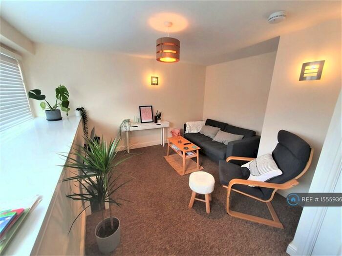 2 Bedroom Maisonette To Rent In Alfred Place, Kingsdown, Bristol, BS2