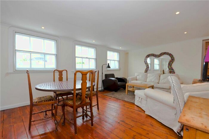 2 Bedroom Flat To Rent In Cromwell Crescent, Kensington, London, SW5