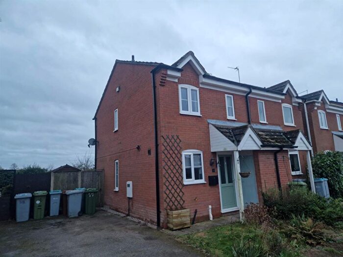 2 Bedroom Property To Rent In Mill Close, Sutton-On-Trent, NG23