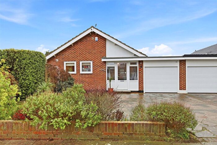 3 Bedroom Bungalow For Sale In Maplin Way, Thorpe Bay, Essex, SS1