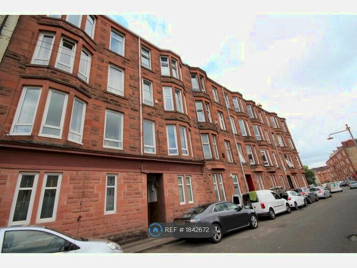 1 Bedroom Terraced House To Rent In Torrisdale Street, Queens Park, G42