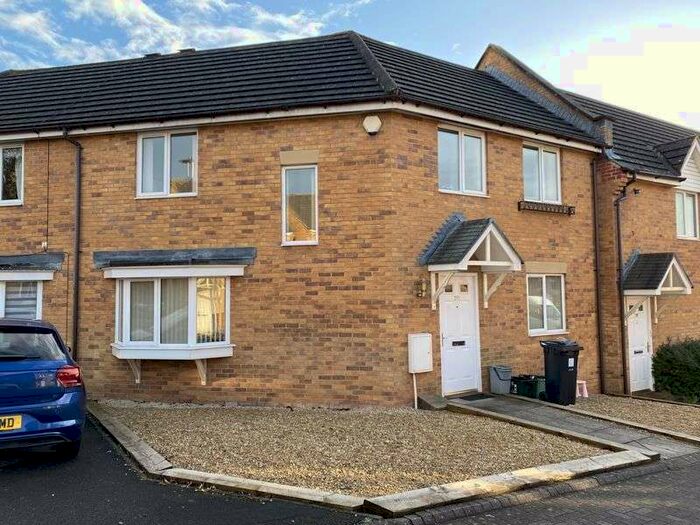 3 Bedroom Property To Rent In Champs Sur Marne, Bristol, BS32