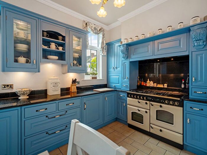 4 Bedroom Detached House For Sale In South Street Atherstone, Warwickshire, CV9