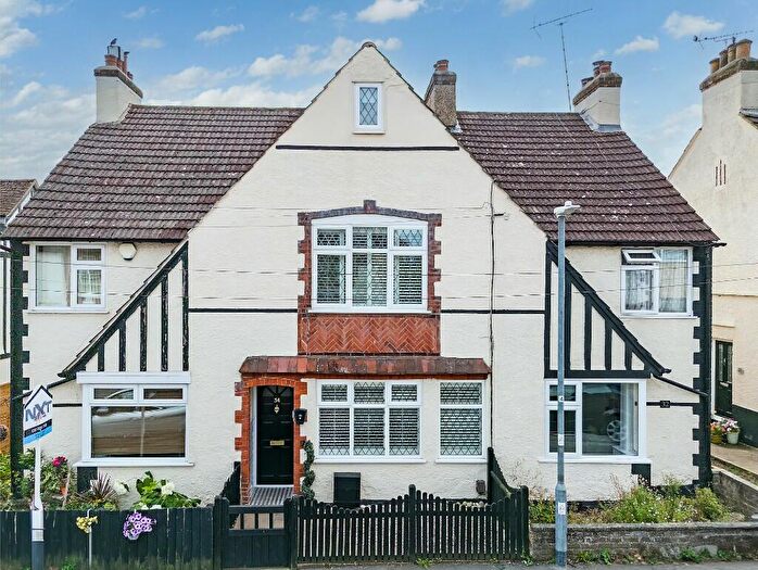 3 Bedroom Terraced House For Sale In Cloverly Road, Ongar, Essex, CM5