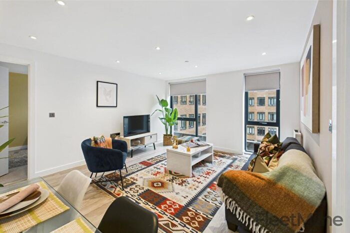 2 Bedroom Apartment To Rent In Lionel Street, B3