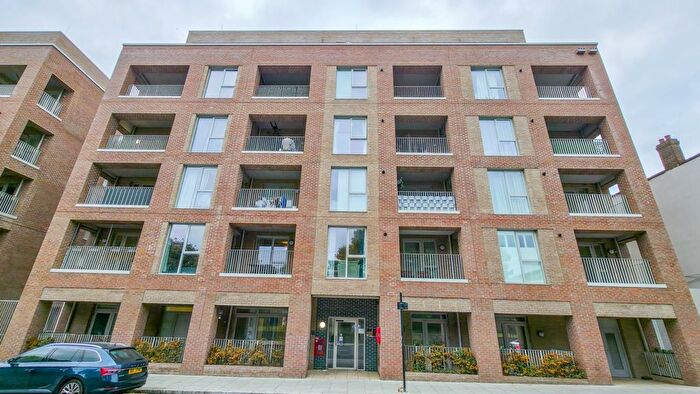 2 Bedroom Flat For Sale In Kennard Apartments, Artillery Place, Woolwich, London, SE18