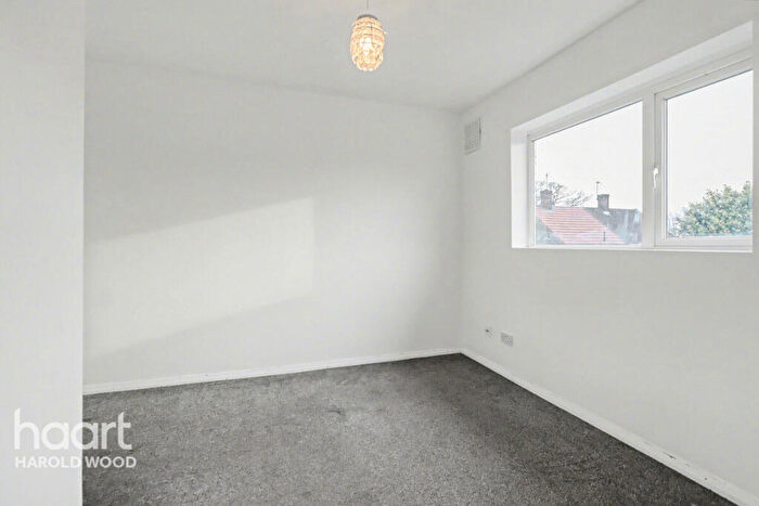 3 Bedroom Terraced House For Sale In Colne Drive, Harold Hill, RM3