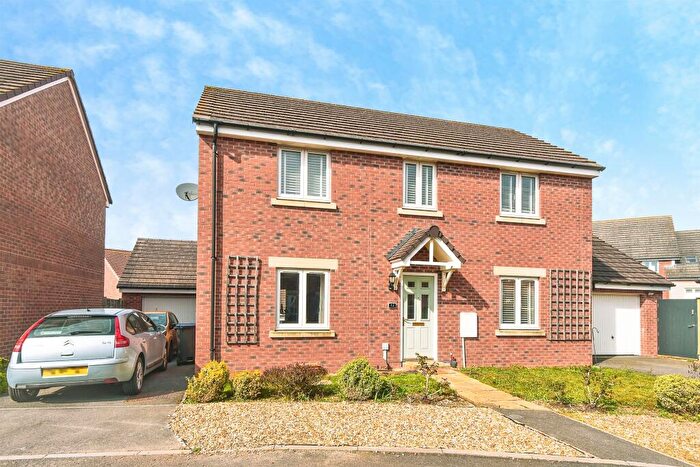 4 Bedroom Detached House For Sale In Devonald Way, Old Sarum, Salisbury, SP4