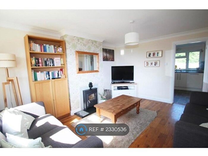 2 Bedroom End Of Terrace House To Rent In Coronation Gardens, Battle, TN33