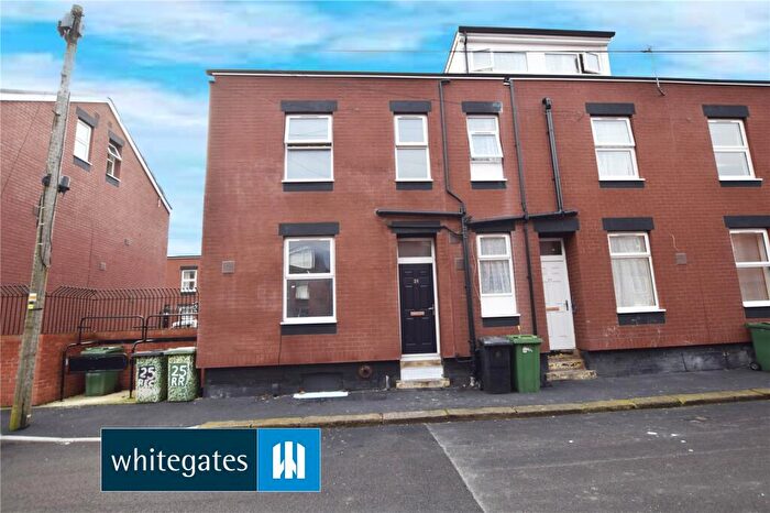 2 Bedroom Terraced House To Rent In Recreation Row, Leeds, West Yorkshire, LS11