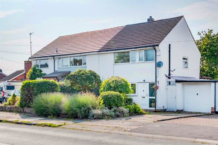 3 Bedroom Semi-Detached House For Sale In Lees Lane, Little Neston, Neston, CH64