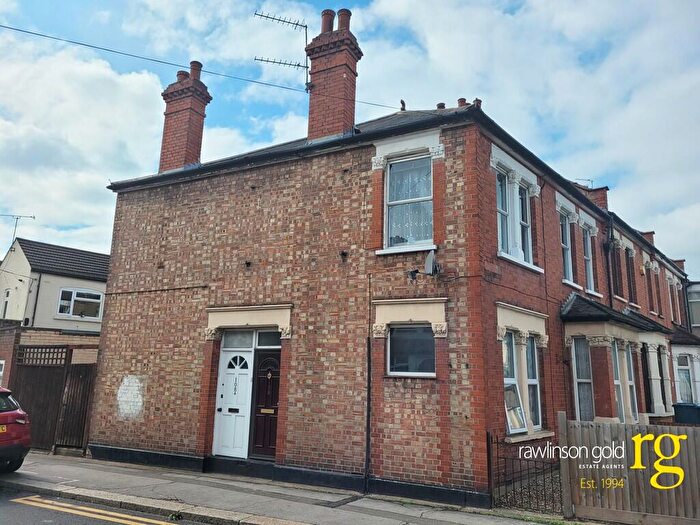 2 Bedroom Flat To Rent In Byron Road, Wealdstone, HA3