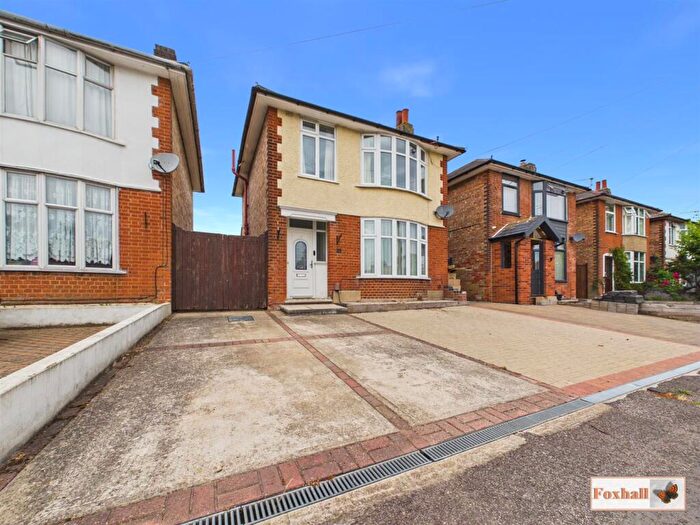 3 Bedroom Detached House For Sale In Ransome Road, Ipswich, IP3