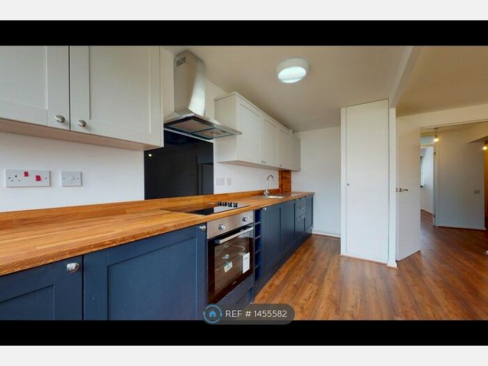 1 Bedroom Flat To Rent In Illingworth Close, Mitcham, CR4