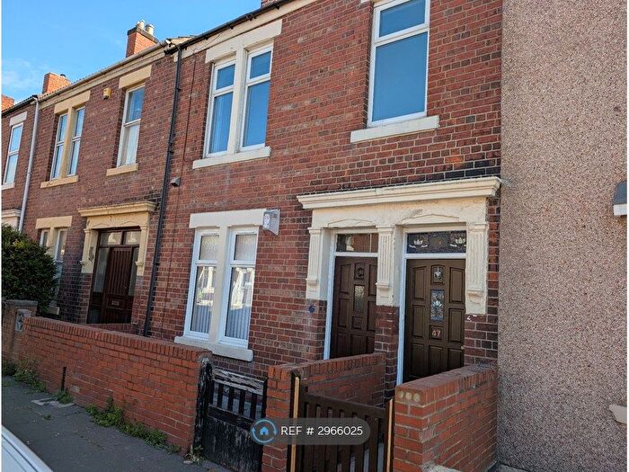3 Bedroom Flat To Rent In Chirton West View, North Shields, NE29