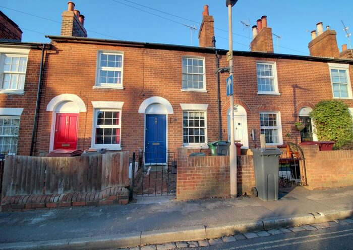 4 Bedroom Terraced House To Rent In St. Johns Road, Reading, RG1