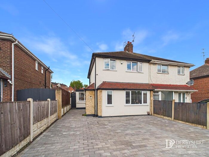 3 Bedroom Semi-Detached House For Sale In Corporation Road, Ilkeston, DE7