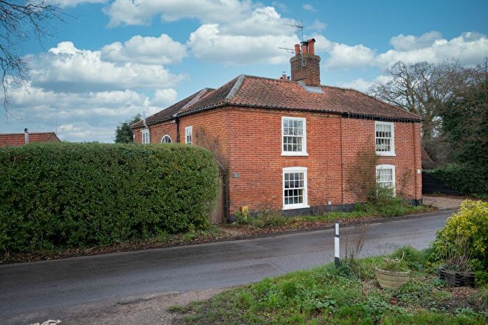 3 Bedroom Cottage For Sale In The Street, Dilham, North Walsham, NR28