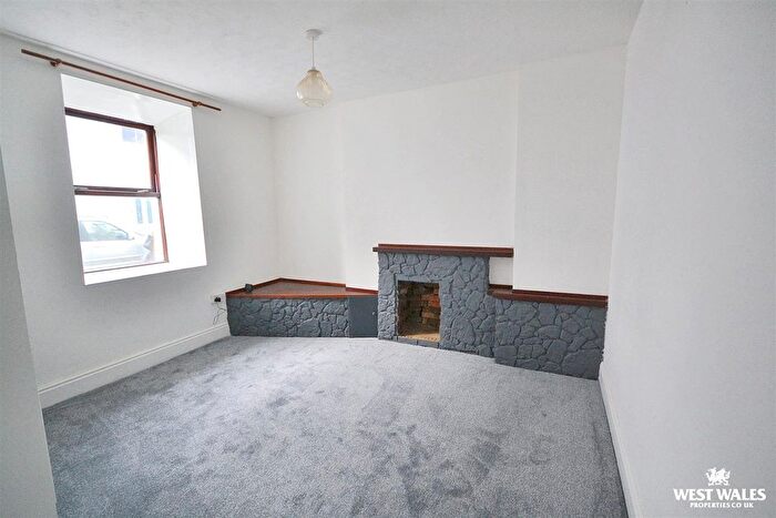 3 Bedroom Terraced House For Sale In William Street, Cardigan, SA43