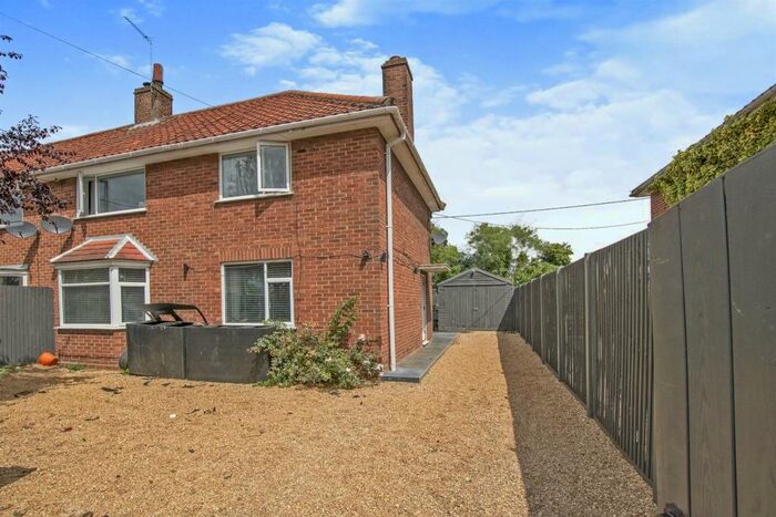 3 Bedroom Semi-Detached House For Sale In Bexfield Close, Foulsham, Dereham, NR20