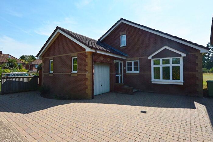 3 Bedroom Detached House To Rent In Harvey Drive, Emberton, MK46