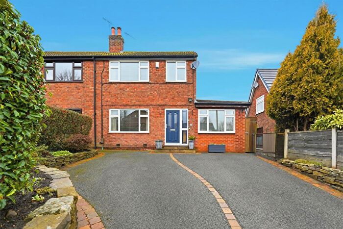 3 Bedroom Semi Detached House For Sale In Gawsworth Road, Macclesfield, SK11