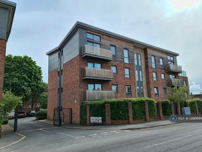 1 Bedroom Flat To Rent In Eccles Fold, Eccles, Manchester, M30