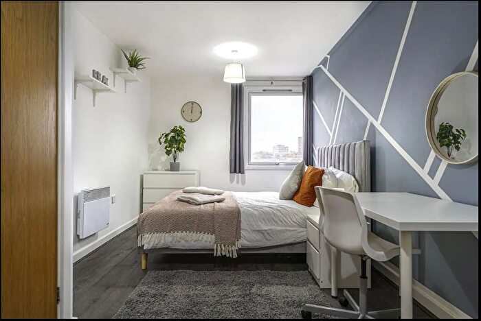 2 Bedroom Flat To Rent In Priory Place, Coventry, CV1