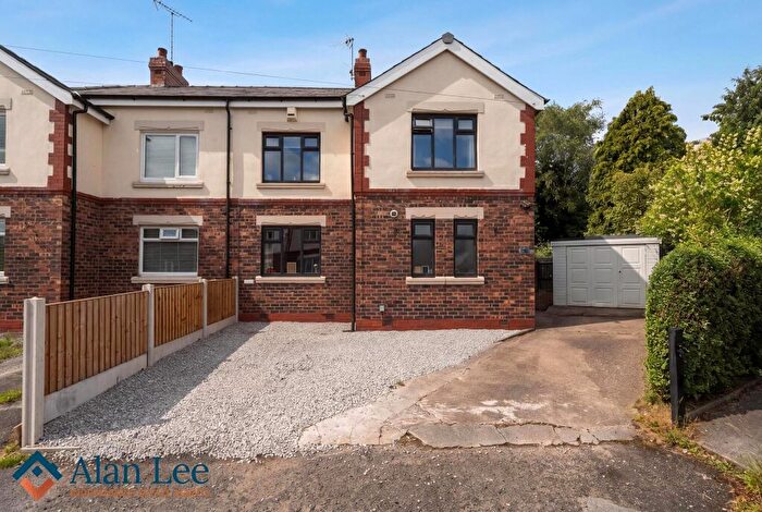 3 Bedroom Semi-Detached House For Sale In Moss Square, Macclesfield, SK11