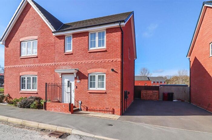 2 Bedroom Semi Detached House For Sale In St. Marys Rise, Clay Cross, Chesterfield, S45