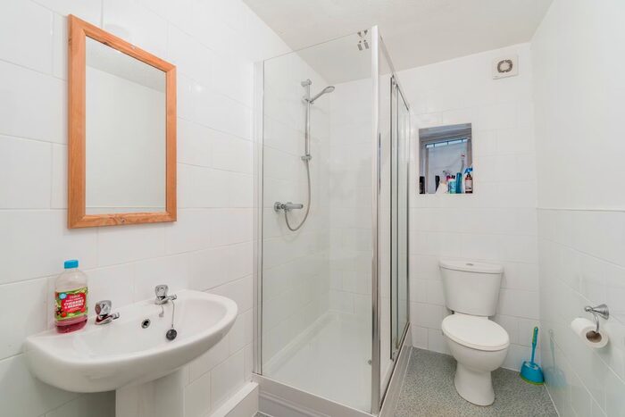 1 Bedroom Property To Rent In Alexandra Road, Mutley, Plymouth, PL4