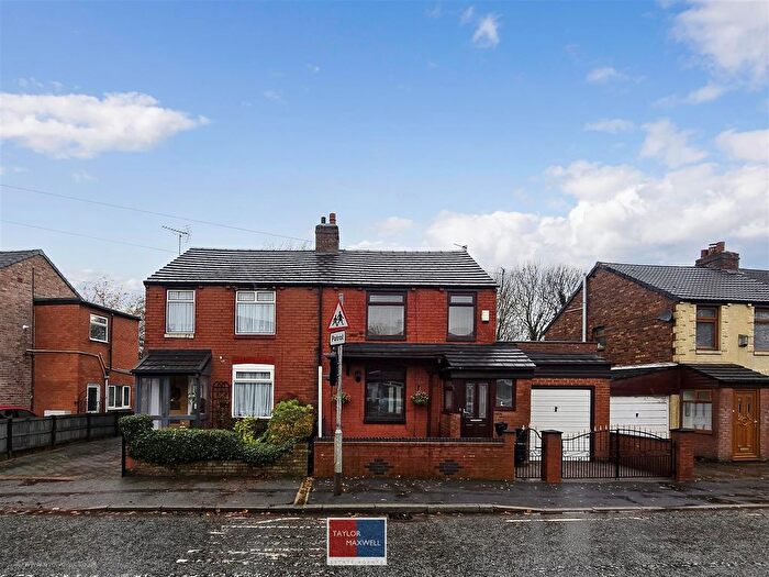 3 Bedroom Semi-Detached House For Sale In Mill Lane, St. Helens, WA9